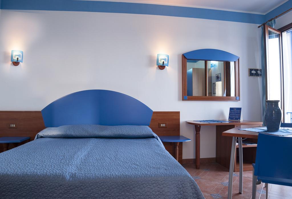 Sogni Nel Blu Aparthotel Isola di Ustica Εξωτερικό φωτογραφία