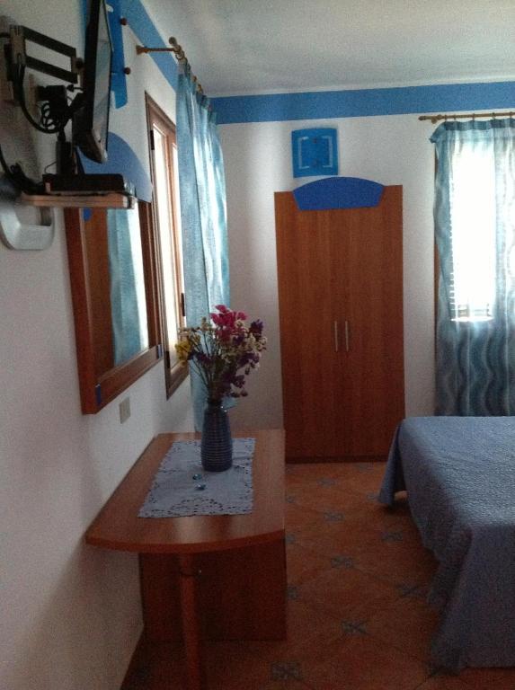 Sogni Nel Blu Aparthotel Isola di Ustica Δωμάτιο φωτογραφία